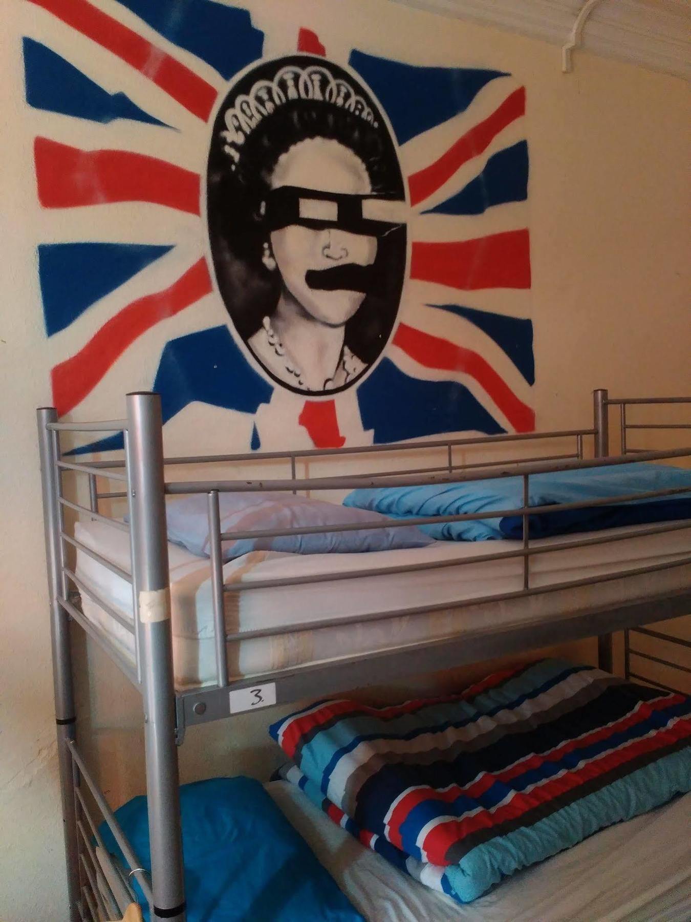 Hootananny Hostel Лондон Экстерьер фото